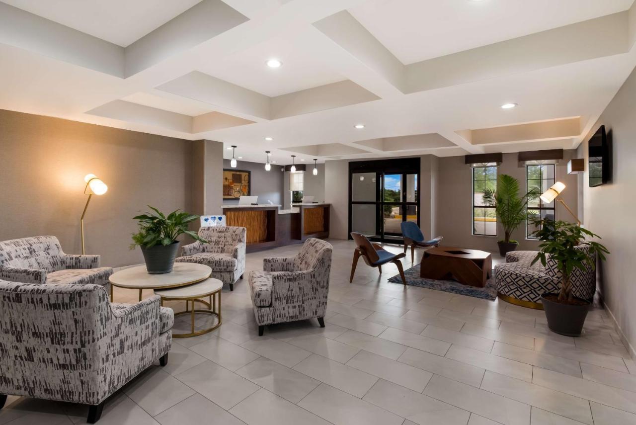 Best Western La Place Inn Экстерьер фото