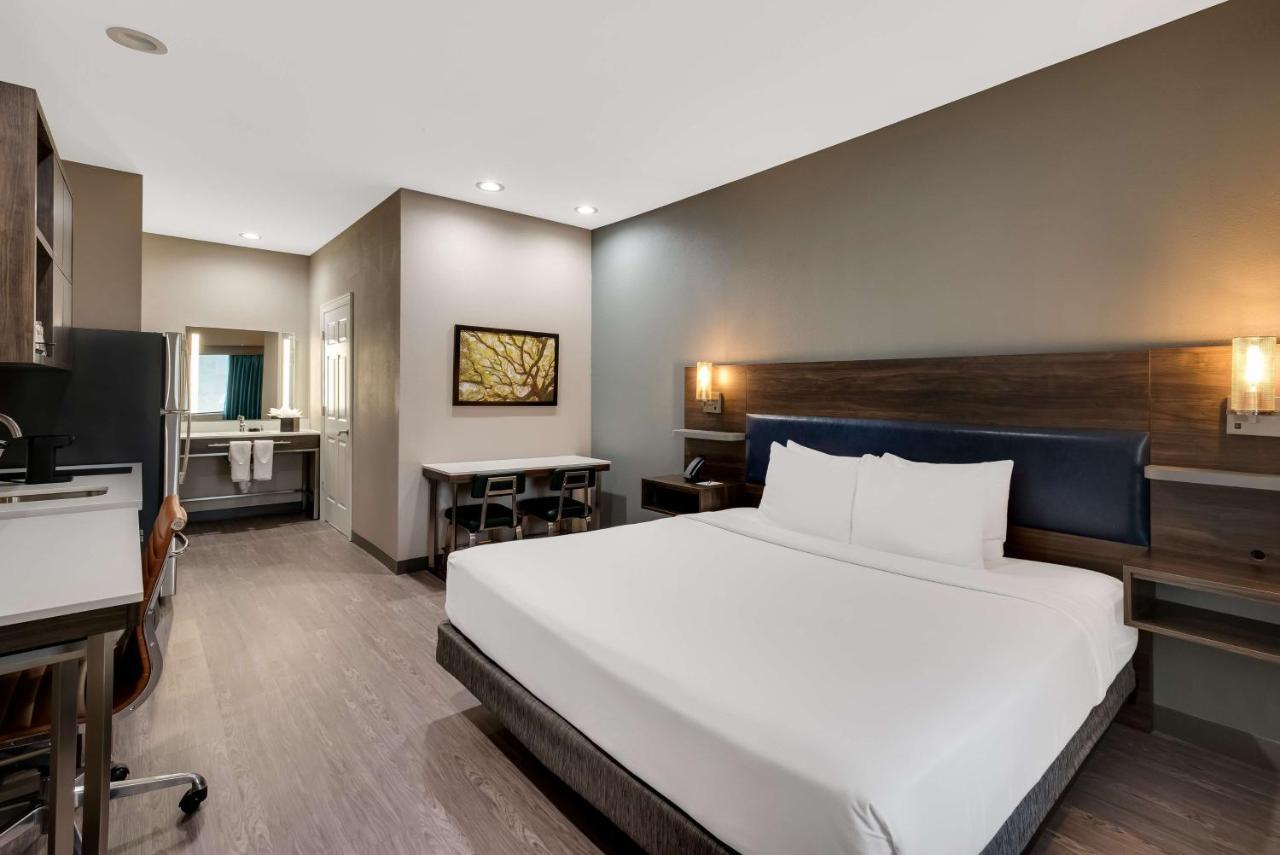 Best Western La Place Inn Экстерьер фото
