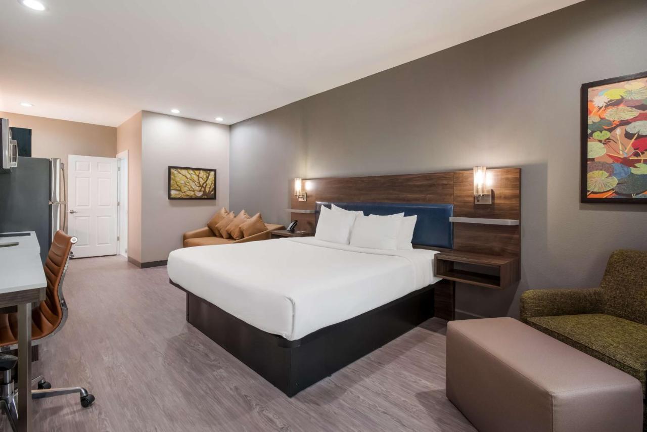 Best Western La Place Inn Экстерьер фото
