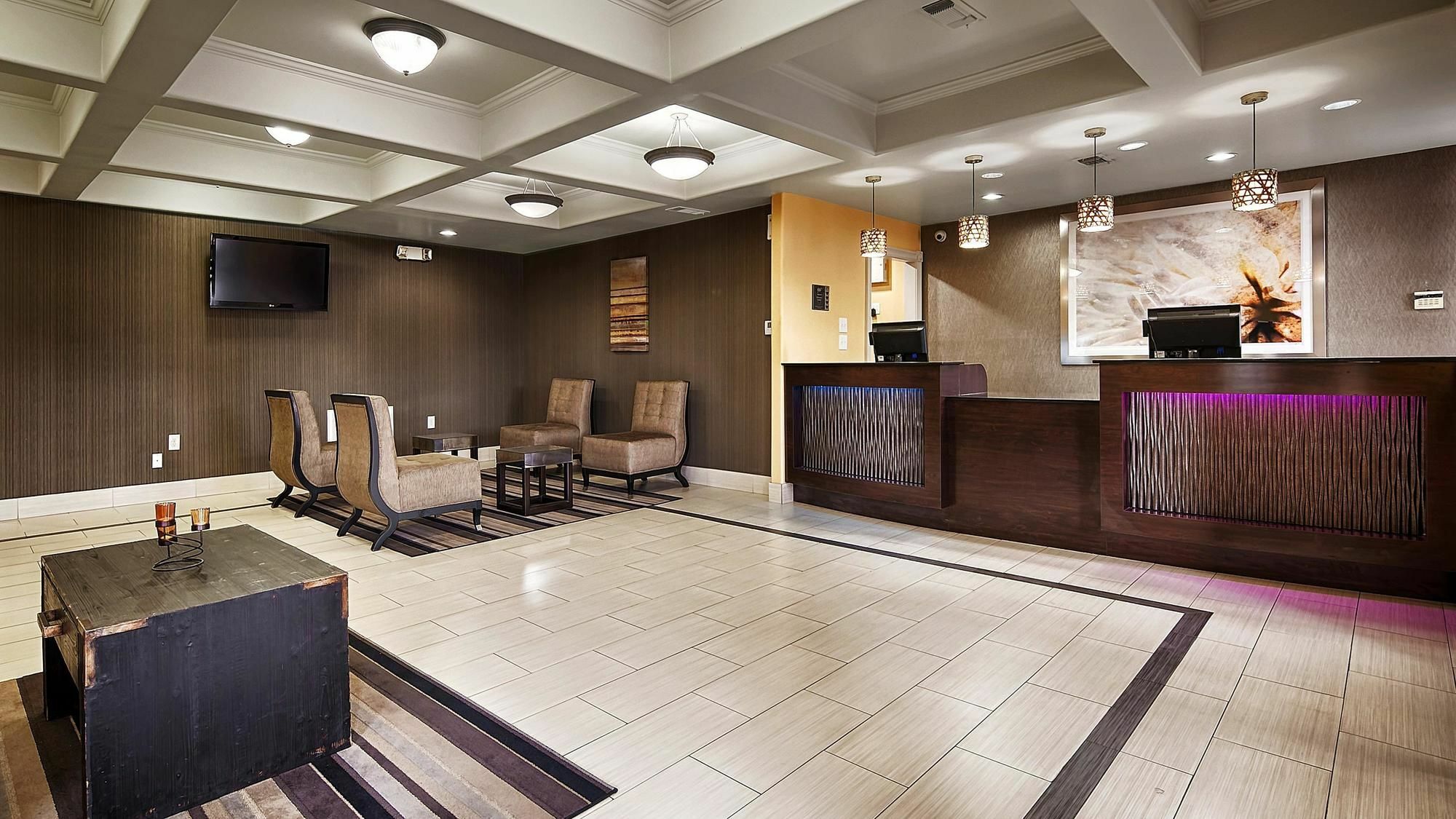Best Western La Place Inn Экстерьер фото